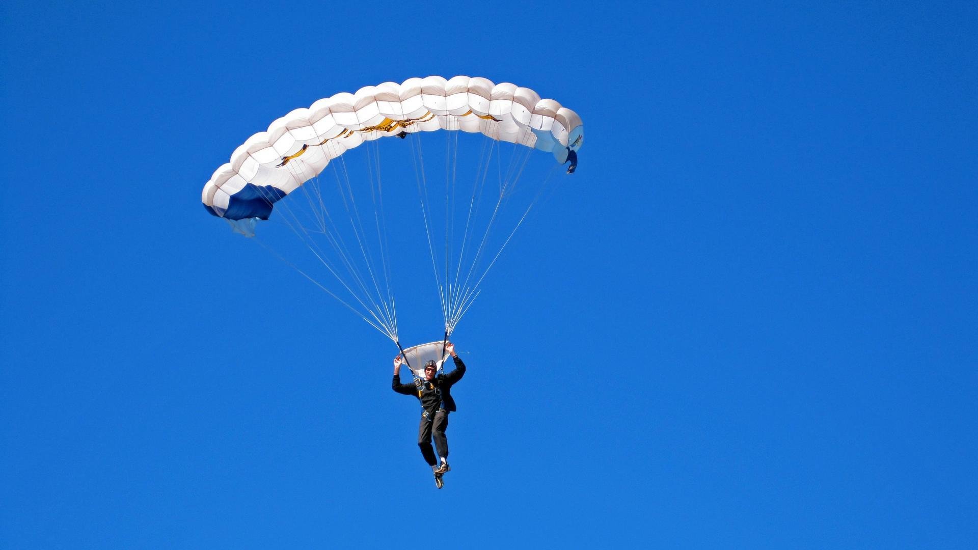 校园体育活动对学生创新能力的促进研究，体育活动对学校的影响